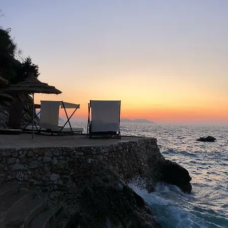 Luxury Seaview Apartment